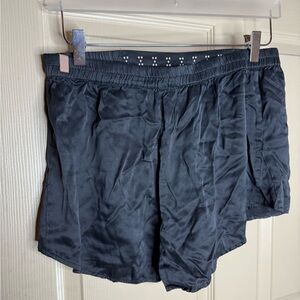 Lunya Silk Shorts Large